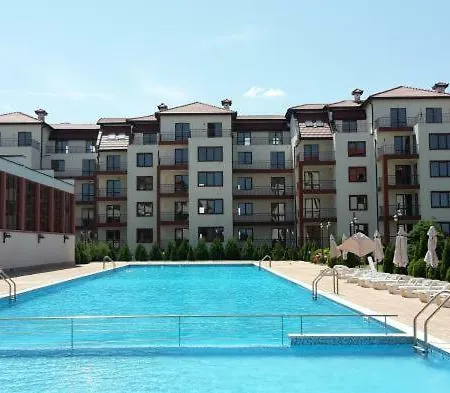 Apartamento Комплекс Фамагуста Антония-Тристаен Апартамент Сред Цветя